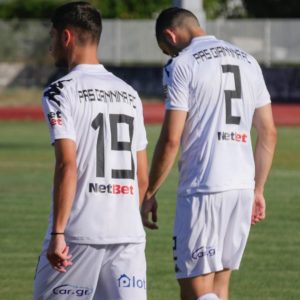 &Mu;&epsilon; 4-1 &epsilon;&pi;&iota;&kappa;&rho;ά&tau;&eta;&sigma;&epsilon; &omicron; &Pi;&Alpha;&Sigma; &epsilon;&pi;ί &tau;&omicron;&upsilon; &Theta;&epsilon;&sigma;&pi;&rho;&omega;&tau;&omicron;ύ &sigma;&tau;&omicron; &phi;&iota;&lambda;&iota;&kappa;ό &pi;&alpha;&iota;&chi;&nu;ί&delta;&iota; &pi;&omicron;&upsilon; &pi;&rho;&alpha;&gamma;&mu;&alpha;&tau;&omicron;&pi;&omicron;&iota;ή&theta;&eta;&kappa;&epsilon; &sigma;&tau;&omicron; &Pi;&Epsilon;&Alpha;&Kappa;&Iota;, &tau;&omicron; 3&omicron; &kappa;&alpha;&tau;ά &sigma;&epsilon;&iota;&rho;ά &gamma;&iota;&alpha; &tau;&eta;&nu; &omicron;&mu;ά&delta;&alpha; &mu;&alpha;&sigmaf;, &pi;&rho;&iota;&nu; &alpha;&pi;ό &tau;&eta;&nu; έ&nu;&alpha;&rho;&xi;&eta; &tau;&omicron;&upsilon; &pi;&rho;&omega;&tau;&alpha;&theta;&lambda;ή&mu;&alpha;&tau;&omicron;&sigmaf;.

&Tau;&alpha; goal &gamma;&iota;&alpha; &tau;&omicron;&nu; &Pi;&Alpha;&Sigma; &sigma;&eta;&mu;&epsilon;ί&omega;&sigma;&alpha;&nu; &omicron;&iota; &Epsilon;&lambda;&epsilon;&upsilon;&theta;&epsilon;&rho;&iota;ά&delta;&eta;&sigmaf; &sigma;&tau;&omicron; 49′ &kappa;&alpha;&iota; 90′, &omicron; &Gamma;&rho;&omicron;&sigma;&delta;ά&nu;&eta;&sigmaf; &sigma;&tau;&omicron; 76′ &kappa;&alpha;&iota; &omicron; Leo &sigma;&tau;&omicron; 86′.

&Epsilon;&pi;ό&mu;&epsilon;&nu;&omicron; &phi;&iota;&lambda;&iota;&kappa;ό &pi;&alpha;&iota;&chi;&nu;ί&delta;&iota; &gamma;&iota;&alpha; &tau;&omicron;&nu; &Pi;&Alpha;&Sigma; &tau;&omicron; &Sigma;ά&beta;&beta;&alpha;&tau;&omicron; 5 &Sigma;&epsilon;&pi;&tau;&epsilon;&mu;&beta;&rho;ί&omicron;&upsilon; &mu;&epsilon; &tau;&omicron;&nu; &Pi;&alpha;&nu;&alpha;&iota;&tau;&omega;&lambda;&iota;&kappa;ό &sigma;&tau;&omicron; &Alpha;&gamma;&rho;ί&nu;&iota;&omicron;, &sigma;&tau;&iota;&sigmaf; 18.30, &kappa;&epsilon;&kappa;&lambda;&epsilon;&iota;&sigma;&mu;έ&nu;&omega;&nu; &tau;&omega;&nu; &theta;&upsilon;&rho;ώ&nu;.

&Pi;&Alpha;&Sigma; &Gamma;&Iota;&Alpha;&Nu;&Nu;&Iota;&Nu;&Alpha;  &Alpha;&rho;&gamma;ύ&rho;&eta;&sigmaf; &Gamma;&iota;&alpha;&nu;&nu;ί&kappa;&eta;&sigmaf;
12. &Chi;&Omicron;&Upsilon;&Tau;&Epsilon;&Sigma;&Iota;&Omega;&Tau;&Eta;&Sigma;, 4.&Pi;&Alpha;&Nu;&Tau;&Epsilon;&Lambda;&Alpha;&Kappa;&Eta;&Sigma;, 2.&Sigma;&Alpha;&Lambda;&Iota;&Alpha;&Kappa;&Alpha;&Sigma;, 6.&Kappa;&Alpha;&Rho;&Gamma;&Alpha;&Sigma;, 3.PEERSMAN, 7.&Kappa;&Alpha;&Rho;&Tau;&Alpha;&Lambda;&Eta;&Sigma;, 21.CASTRO (C), 19.&Lambda;&Omega;&Lambda;&Eta;&Sigma;, 17.NAUMETS, 14.&Pi;&Alpha;&Mu;&Lambda;&Iota;&Delta;&Eta;&Sigma;, 10.KRIZMAN

&Alpha;&nu;&alpha;&pi;&lambda;&eta;&rho;&omega;&mu;&alpha;&tau;&iota;&kappa;&omicron;ί: 1.&Gamma;&Iota;&Alpha;&Nu;&Nu;&Iota;&Kappa;&Omicron;&Gamma;&Lambda;&Omicron;&Upsilon;, 5.&Gamma;&Omega;&Gamma;&Omicron;&Sigma;, 24.&Omicron;&Iota;&Kappa;&Omicron;&Nu;&Omicron;&Mu;&Omicron;&Pi;&Omicron;&Upsilon;&Lambda;&Omicron;&Sigma;, 22.&Sigma;&Iota;&Omicron;&Nu;&Tau;&Eta;&Sigma;, 15.&Lambda;&Iota;&Alpha;&Sigma;&Omicron;&Sigma;, 9.&Epsilon;&Lambda;&Epsilon;&Upsilon;&Theta;&Epsilon;&Rho;&Iota;&Alpha;&Delta;&Eta;&Sigma;, 23.&Pi;&Eta;&Lambda;&Iota;&Omicron;&Sigma;, 8.LEO, 25.&Pi;&Alpha;&Nu;&Omicron;&Upsilon;&Rho;&Gamma;&Iota;&Alpha;&Sigma;, 20.DOMINGUEZ, 18.&Gamma;&Rho;&Omicron;&Sigma;&Delta;&Alpha;&Nu;&Eta;&Sigma;

Link: http://pasgiannina.gr/agones/pas-thesprotos-fr-9-20/

#pas #pasgiannina #pasgianninafc #pasthesprotos