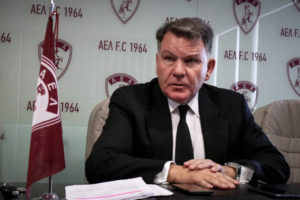 ΑΕΛ: Ορκισμένοι οπαδοί του ΠΑΟΚ πατέρας και υιός Αγγελάκης!